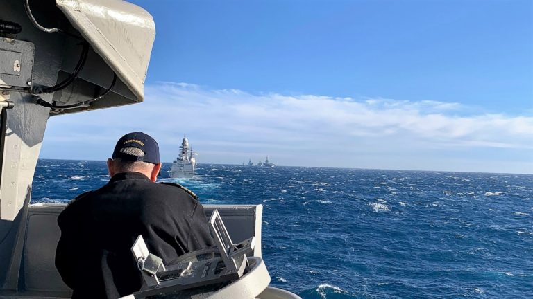 Τουρκία: Προσβολή και σπατάλη οι μεταχειρισμένες βρετανικές φρεγάτες, λέει βουλευτής της αντιπολίτευσης