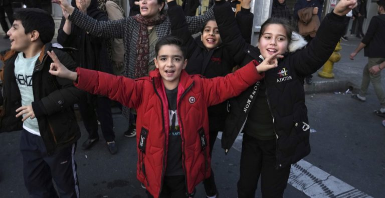 UNICEF: Kαταδικάζει τη βία κατά παιδιών και νέων στο Ιράν