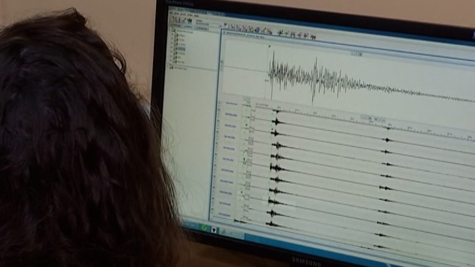 Σεισμός στην Εύβοια: Αγωνία κατοίκων και επιστημόνων για το «αχαρτογράφητο» ρήγμα – Ειδικοί εξηγούν στην ΕΡΤ