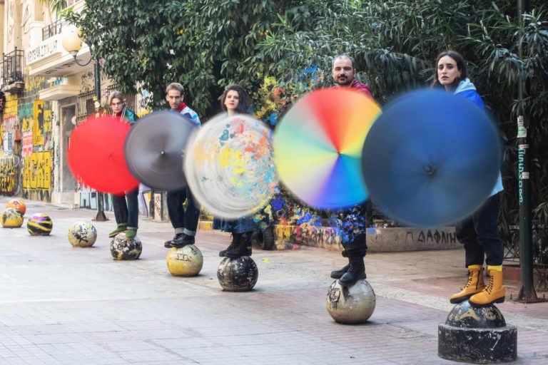 Περιπατητική παράσταση: “Τοπογραφία Θανάτου ή ας μην Ξεχάσουμε” στο Εθνικό Θέατρο