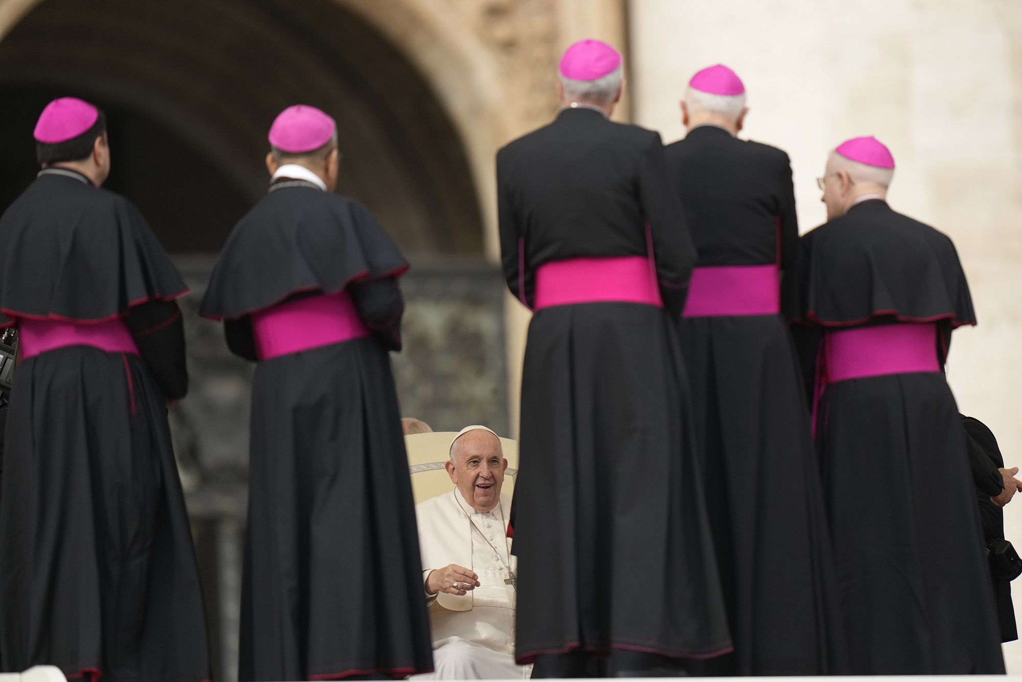 Βατικανό: Ο Πάπας «απέλυσε» την ηγεσία της φιλανθρωπικής οργάνωσης Κάριτας – Καταγγελίες για κακομεταχείριση εργαζομένων