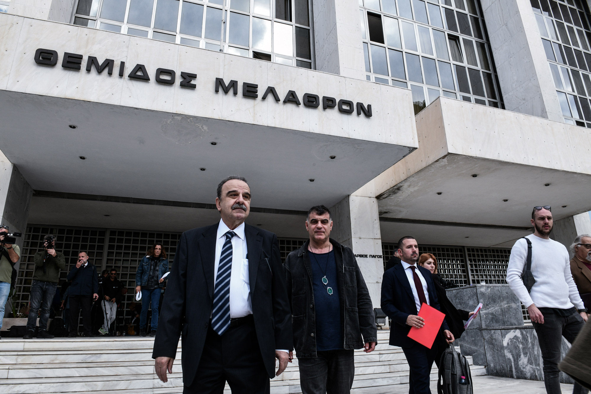Για την υπόθεση των παρακολουθήσεων