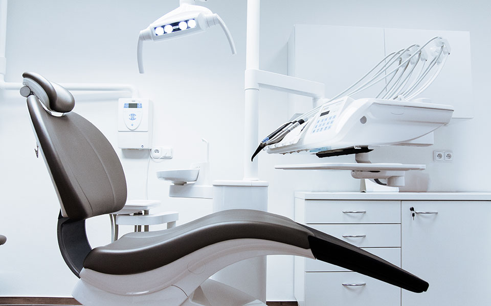 Ροδόπη: Για περιορισμένη προμήθεια οδοντιατρικών αναλώσιμων από τους ντόπιους Οδοντιάτρους μιλούν οι επαγγελματίες του χώρου
