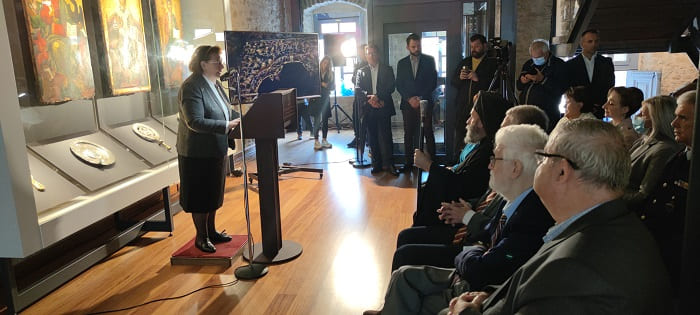 Έκθεση εικόνων με τίτλο: «Από Την Αρπαγή Στην Επιστροφή»