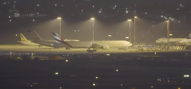 Ολοκληρώθηκε ο έλεγχος της Αστυνομίας στα αεροσκάφη της Emirates – Δεν βρέθηκε τίποτα ύποπτο