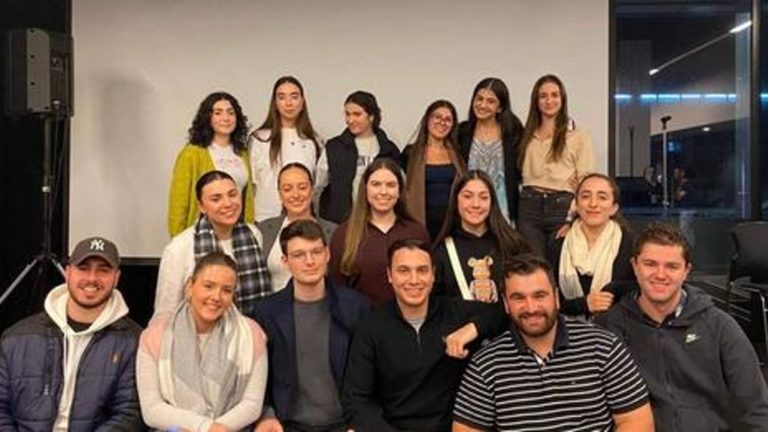 Κινητοποίηση Ελληνοαυστραλών φοιτητών για την ελληνομάθεια στα πανεπιστήμια