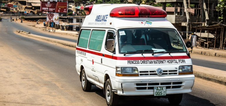 Γουινέα: Σύγκρουση λεωφορείου που μετέφερε μαθητές και φοιτητές με φορτηγό – Τουλάχιστον 21 νεκροί