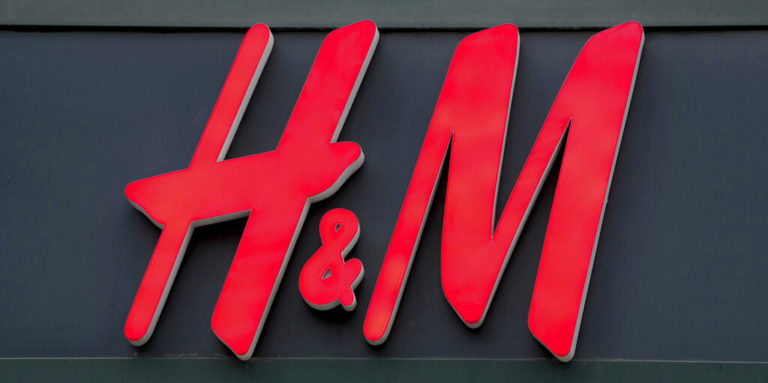 Σουηδία: Η H&M θα απολύσει 1.500 υπαλλήλους στο πλαίσιο περιορισμού των δαπανών της