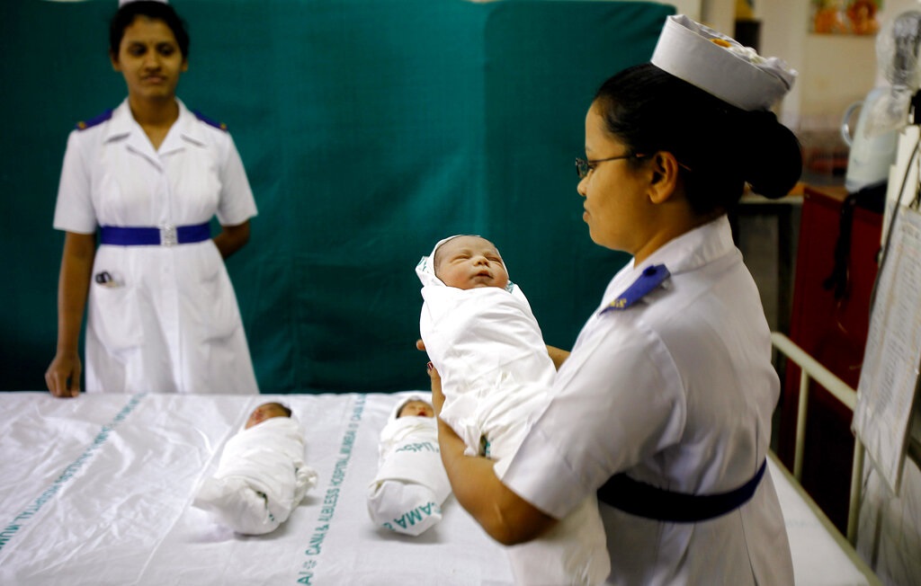 Ινδία: 23χρονη σε κώμα εδώ και επτά μήνες γέννησε ένα υγιές μωρό