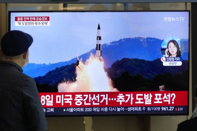 «Πράξη εισβολής» χαρακτηρίζει η Ν. Κορέα την εκτόξευση πυραύλου από τη Β. Κορέα στα διαφιλονικούμενα σύνορα