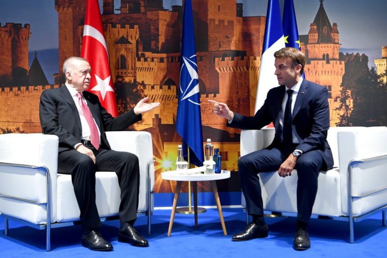 G20 – Μακρόν σε Ερντογάν: Πρέπει να αποφευχθεί οποιαδήποτε ένταση στην αν. Μεσόγειο