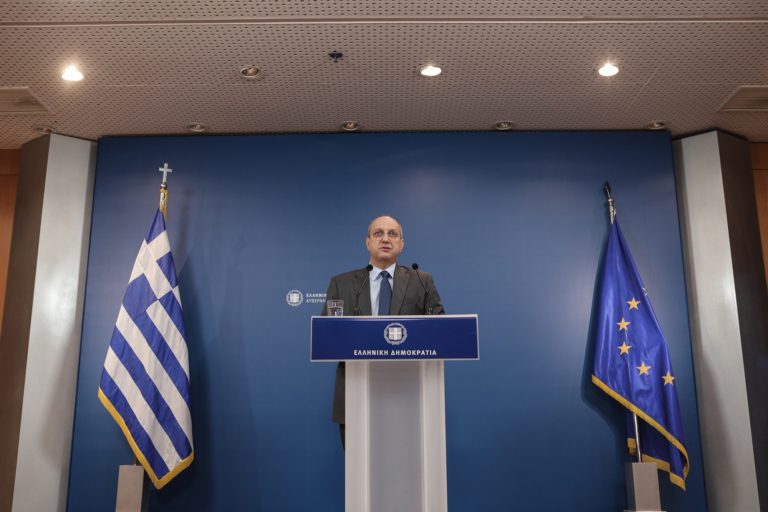 Γ. Οικονόμου: Την Τρίτη προς ψήφιση η ρύθμιση για την ενίσχυση αγορών για βασικά αγαθά