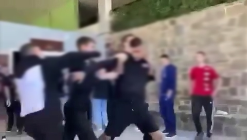 Βίντεο ντοκουμέντο από τον ξυλοδαρμό μαθητή σε ιδιωτικό σχολείο στη Θεσσαλονίκη