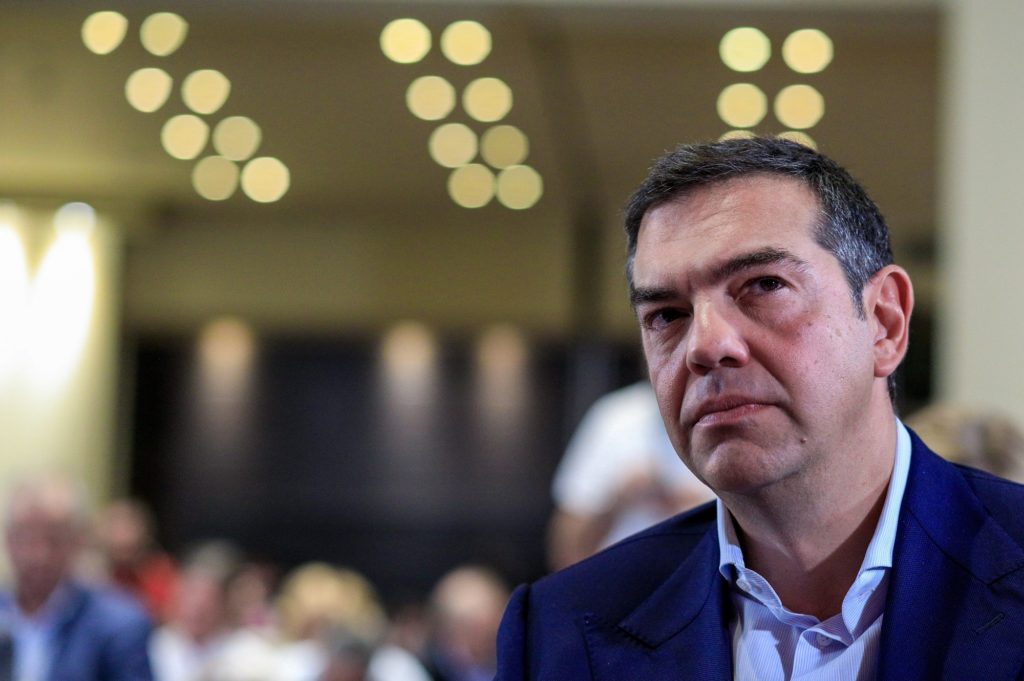 Άρθρο του Αλ. Τσίπρα: Ο ΣΥΡΙΖΑ φιλοδοξεί να είναι ο εγγυητής της προοδευτικής ανασύνταξης της χώρας