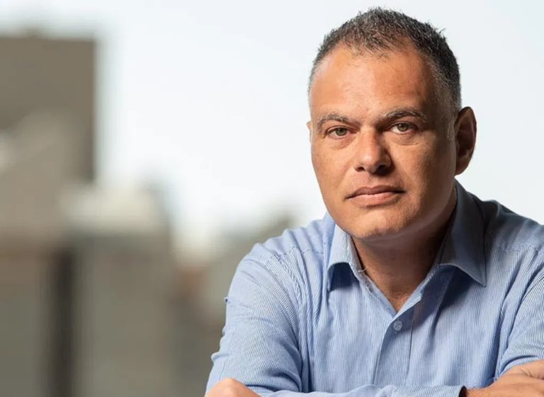 Γ. Χαρίτος στο Πρώτο: Η «λογική του παζαριού» στις επαφές ΗΠΑ-Ιράν (audio)