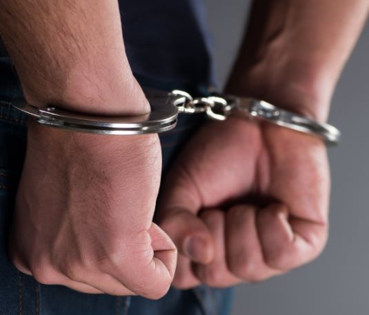 Συνελήφθησαν 16χρονος και 30χρονη για διακίνηση ναρκωτικών – Κατασχέθηκαν περίπου 25 κιλά μεθαμφεταμίνης