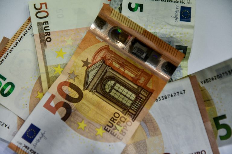 Εκτέλεση Προϋπολογισμού: Φορολογικά έσοδα 5,1 δισ. ευρώ – Πρωτογενές έλλειμμα 349 εκατ. ευρώ στο 10μηνο