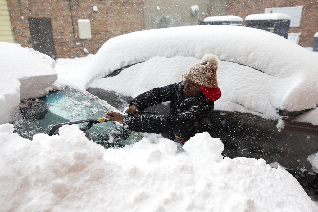 Στο χιόνι «θάφτηκε» η Νέα Υόρκη: Ιστορική χιονοθύελλα και δύο νεκροί