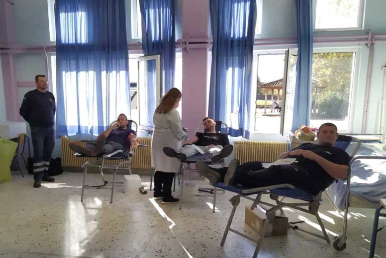 Εθελοντική αιμοδοσία στο ΕΠΑΛ Τυρνάβου