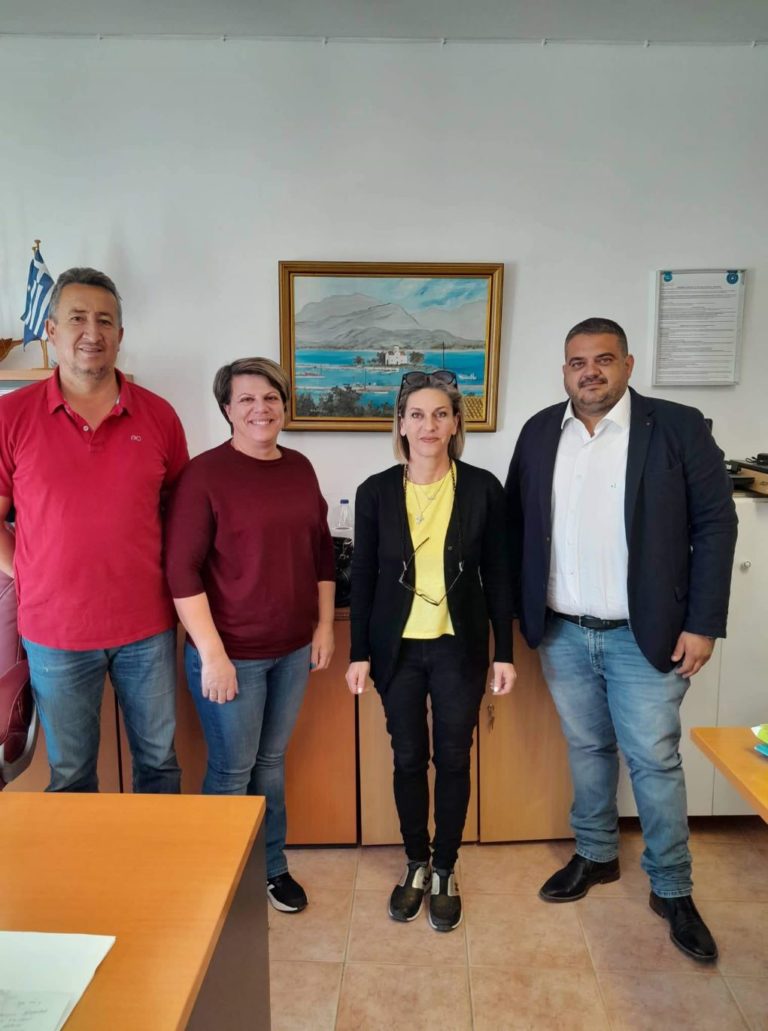 Συμβάσεις για έργα οδοποιιας και ανάπλαση στο δήμο της Ελαφονήσου