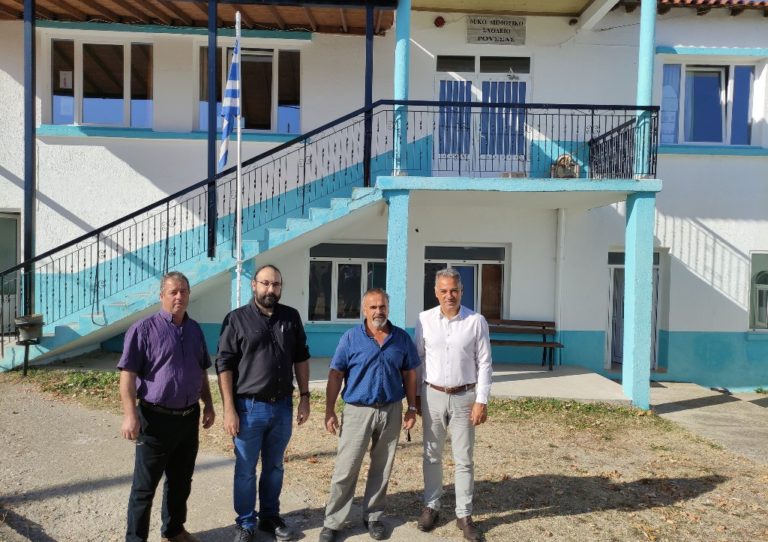Ο Συνεταιρισμός Φαρμακοποιών ενίσχυσε πέντε σχολεία στο Β. Έβρο