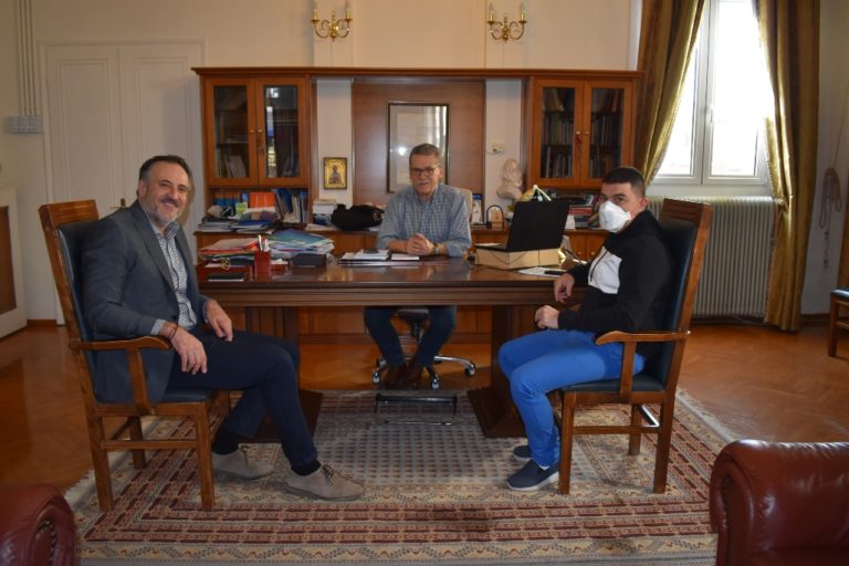 Κοζάνη: Συνάντηση του δημάρχου με τον νέο διοικητή του «Μαμάτσειου»