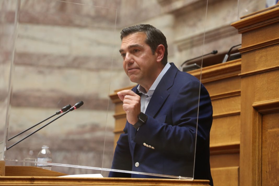 Επίκαιρη ερώτηση Τσίπρα στον πρωθυπουργό: Εδώ και 4 εβδομάδες αρνείστε τον κοινοβουλευτικό έλεγχο