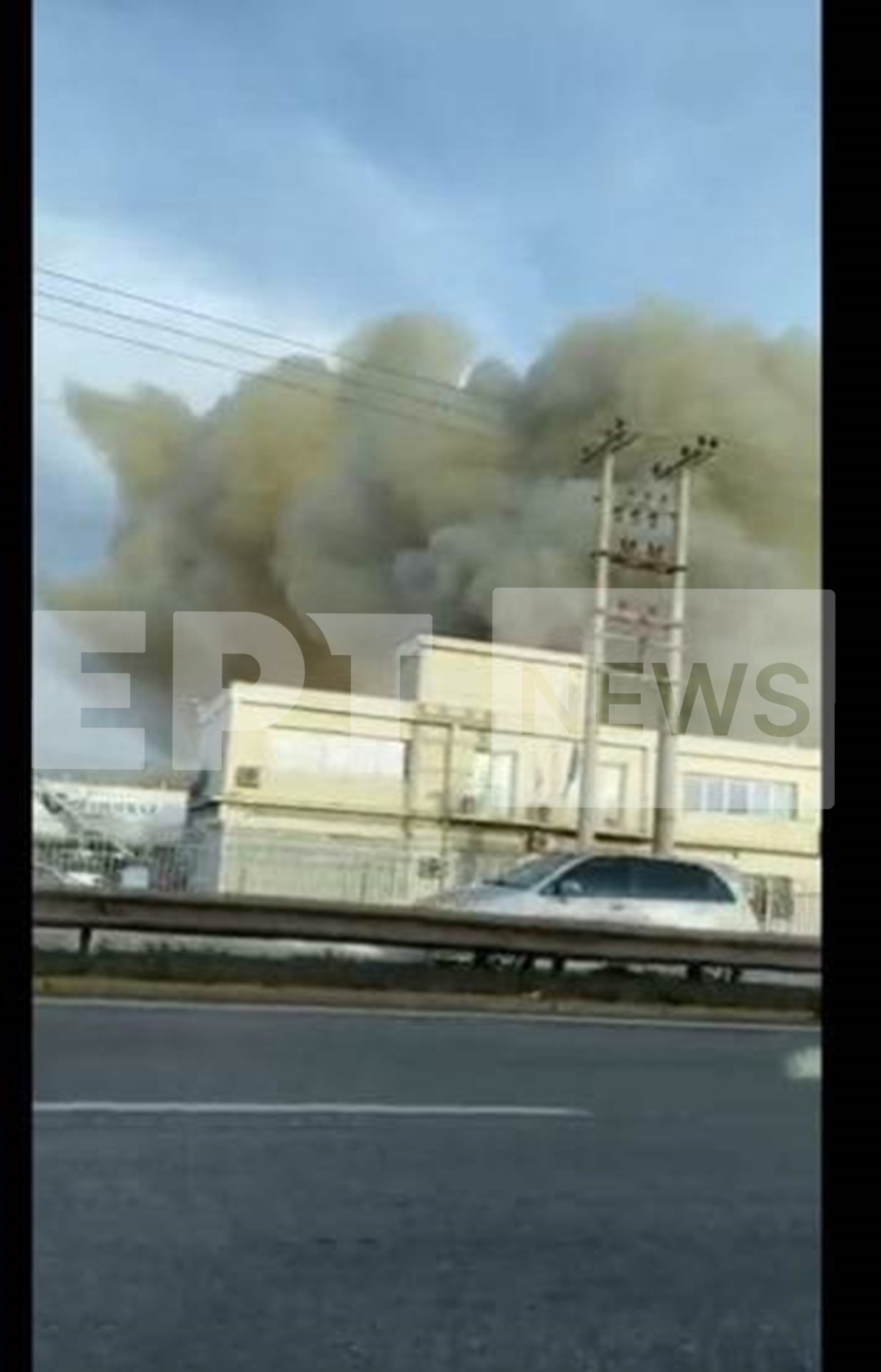 Ασπρόπυργος: Έσβησε η φωτιά στο εργοστάσιο ανακύκλωσης – Μήνυμα του 112