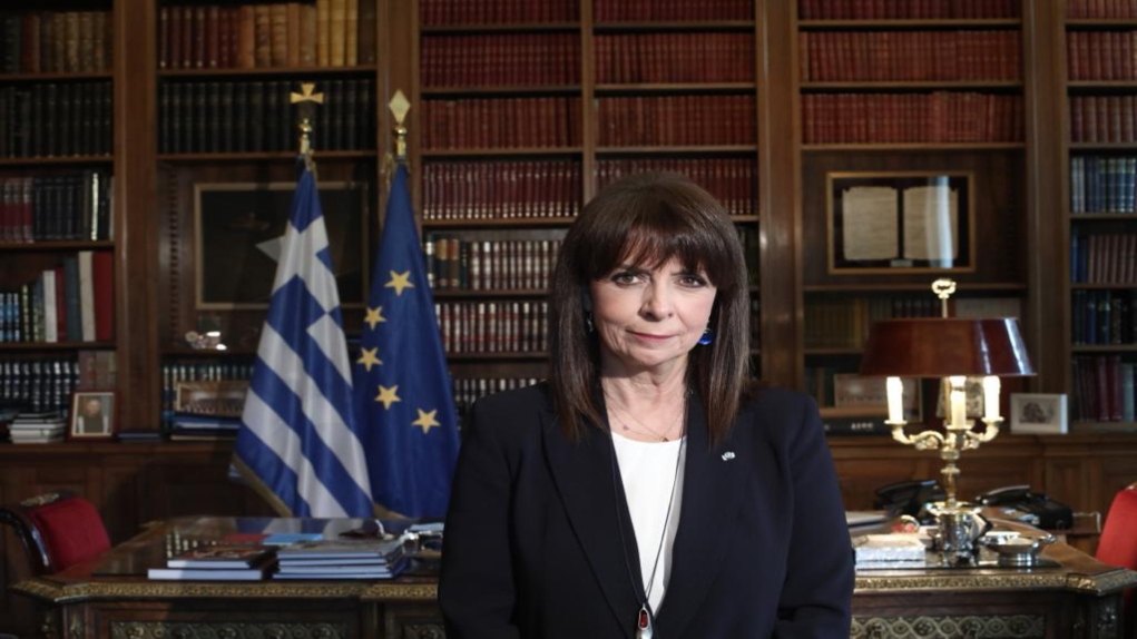 Μήνυμα της Προέδρου της Δημοκρατίας, Κατερίνας Σακελλαροπούλου, προς Aπόδημους Έλληνες για τα Χριστούγεννα και το νέο έτος