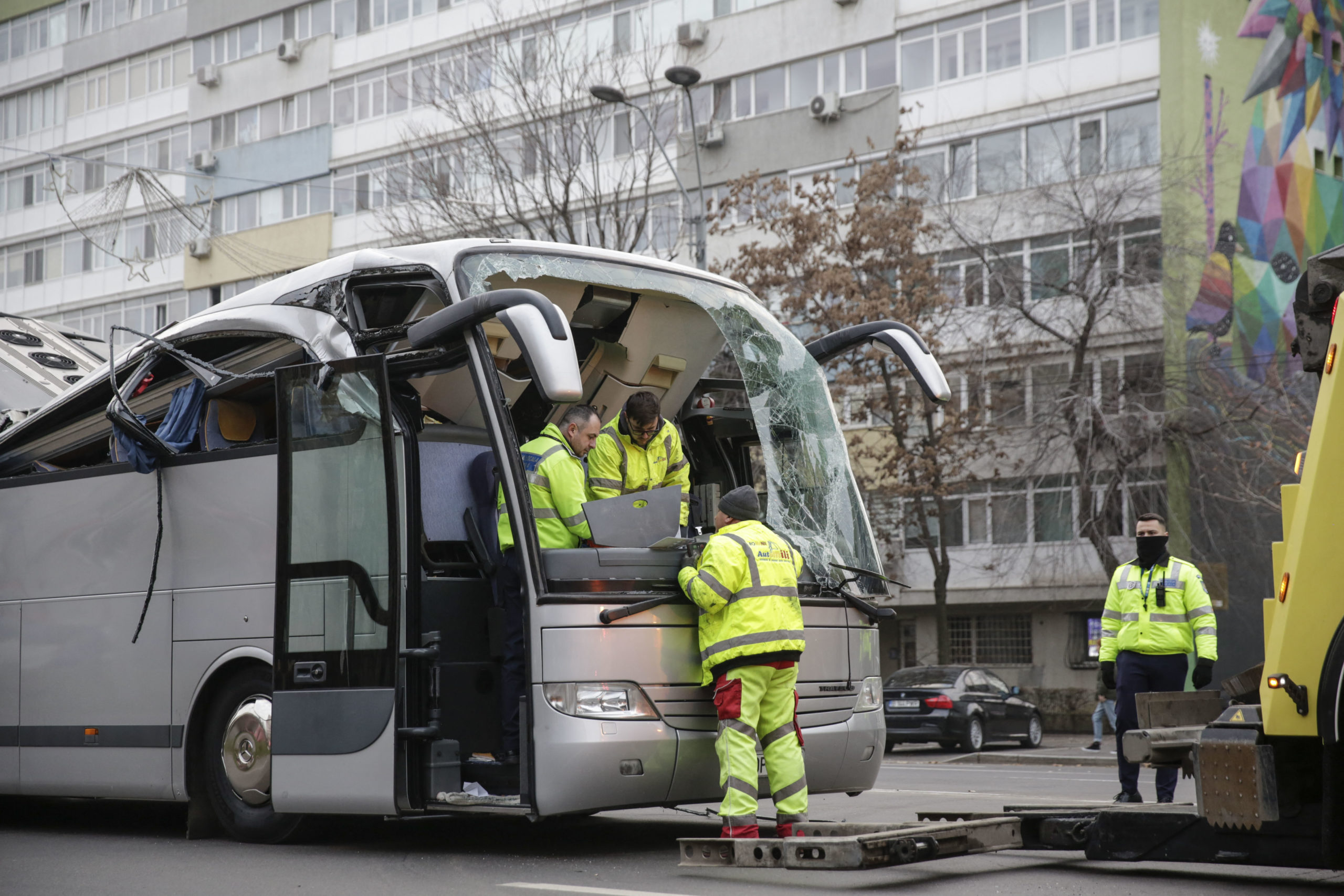 Δυστύχημα στο Βουκουρέστι: Βίντεο ντοκουμέντο μέσα από το λεωφορείο