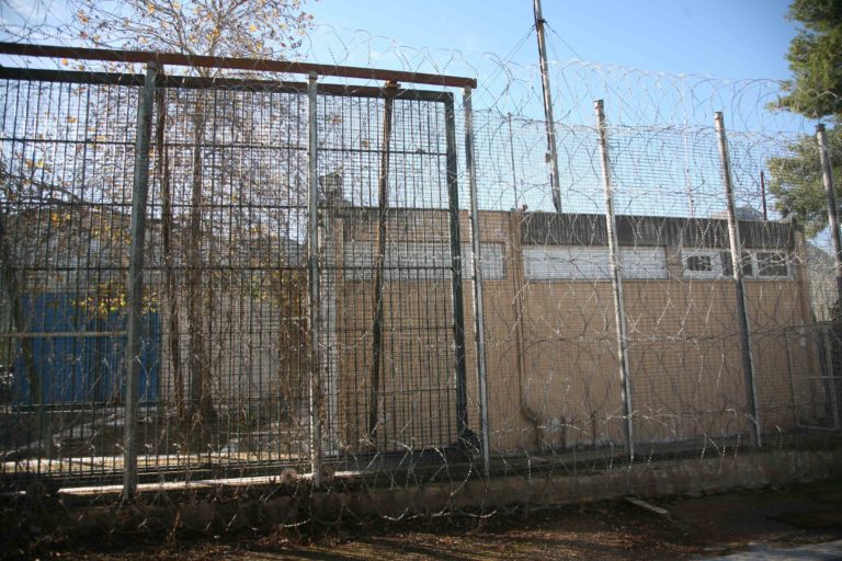 Φυλακές Αυλώνα: Κρατούμενος αποπειράθηκε να αποδράσει αλλά συνελήφθη