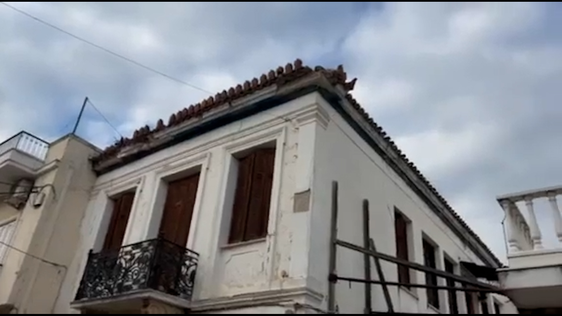 Σεισμός στην Εύβοια: 81 αυτοψίες για την καταγραφή ζημιών σε Ψαχνά και Χαλκίδα – «Κίτρινα» 24 σπίτια