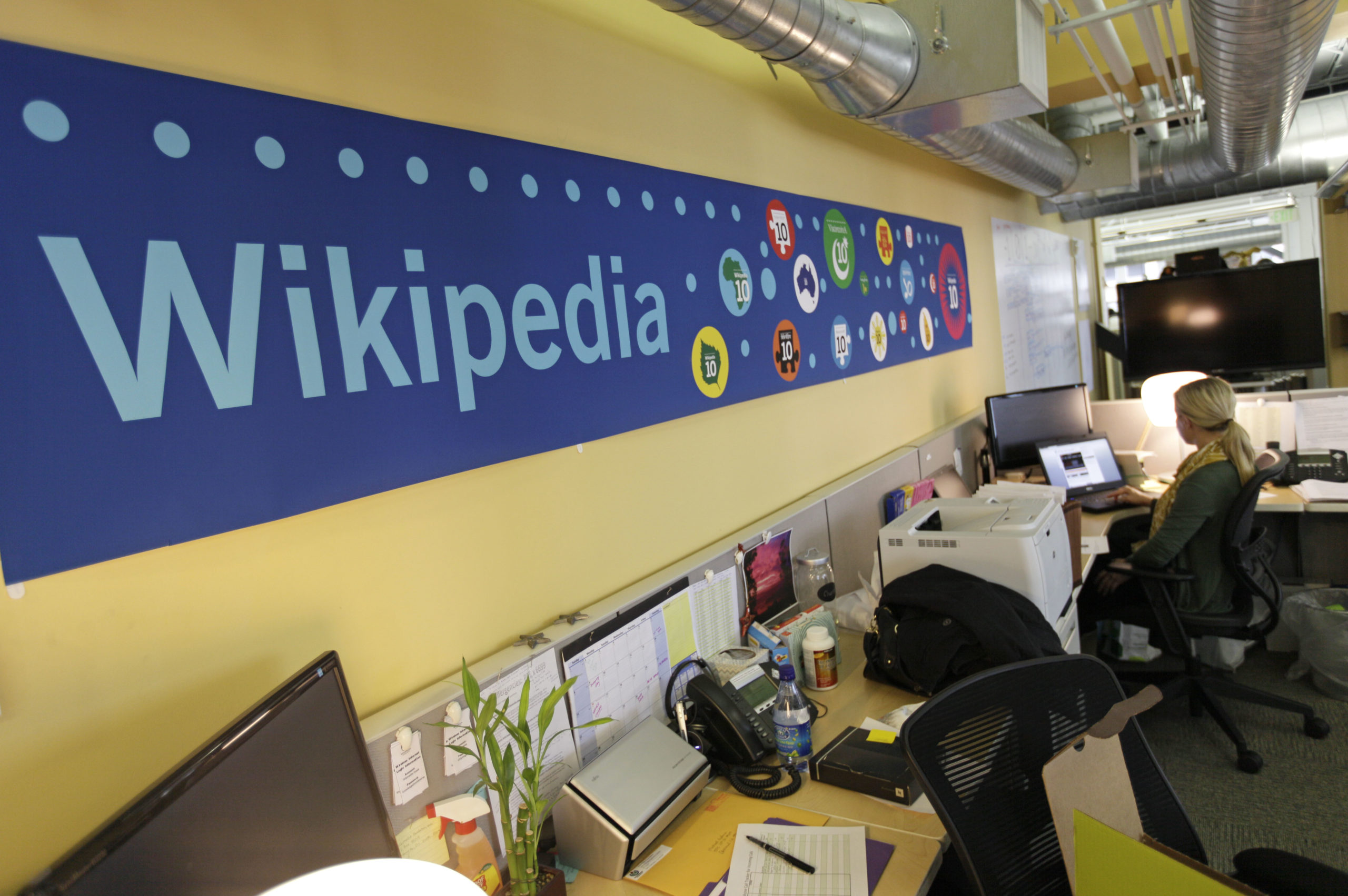 Η ελληνική Wikipedia γίνεται 20 χρόνων ξεπερνώντας τα 215.000 λήμματα