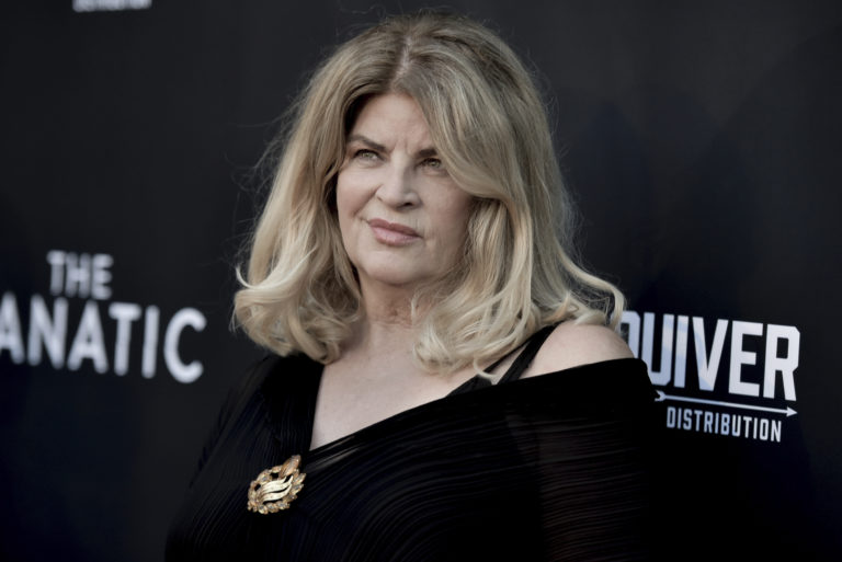 Έφυγε από τη ζωή σε ηλικία 71 ετών η ηθοποιός Kirstie Alley -Ανακοίνωση της οικογένειάς της