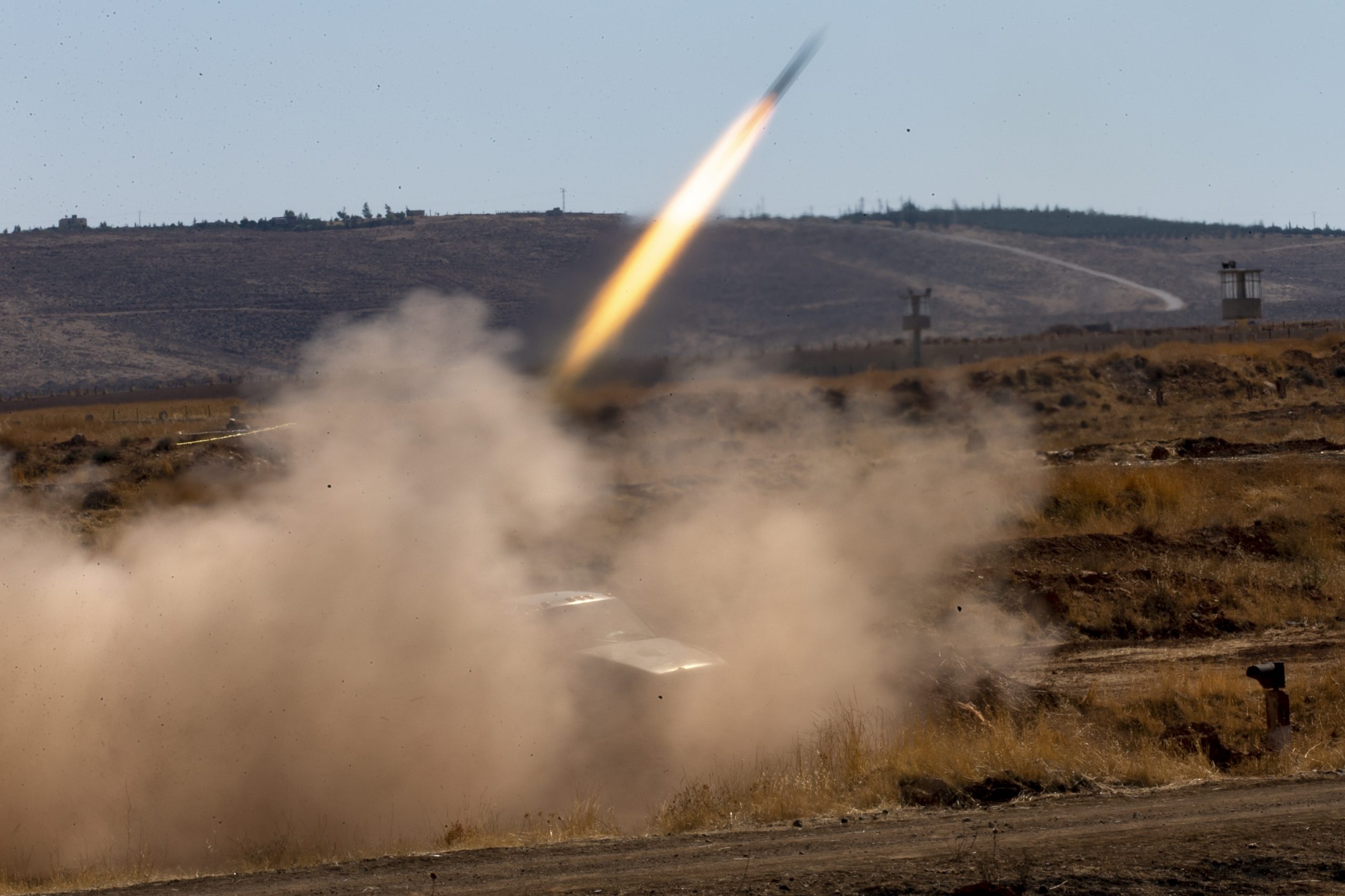 Η Συρία ανακοίνωσε ότι αναχαίτησε ισραηλινούς πυραύλους κοντά στη Δαμασκό