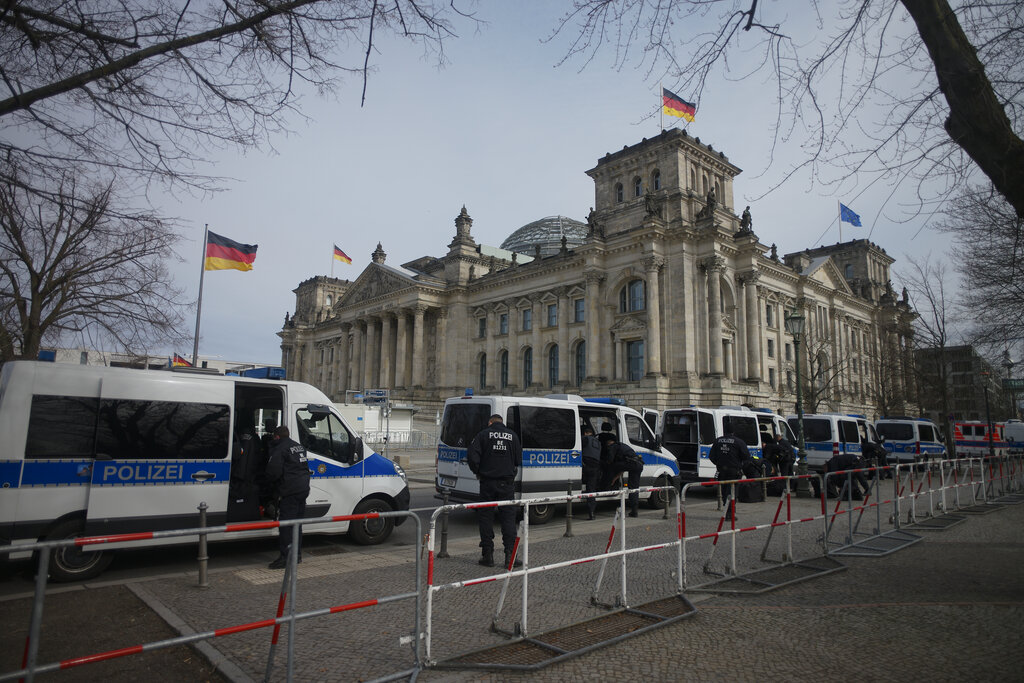 Γερμανία: Τη δολοφονία του καγκελάριου Σολτς σχεδίαζαν οι «Πολίτες του Ράιχ»