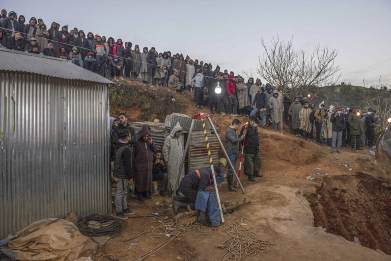 Κατάρρευση κτιρίου στην Καζαμπλάνκα – Τρεις νεκροί