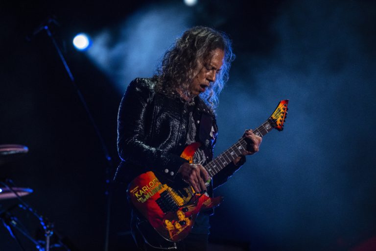 Οι Metallica τραγουδούν για την καταπολέμηση της παγκόσμιας πείνας