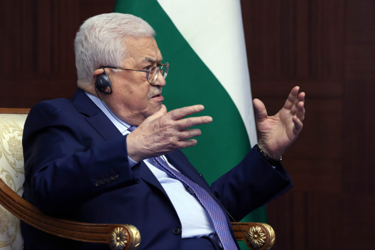 Ισραήλ – Παλαιστίνη: «Να σπάσει τη σιωπή της» καλεί τη διεθνή κοινότητα ο Μαχμούντ Αμπάς