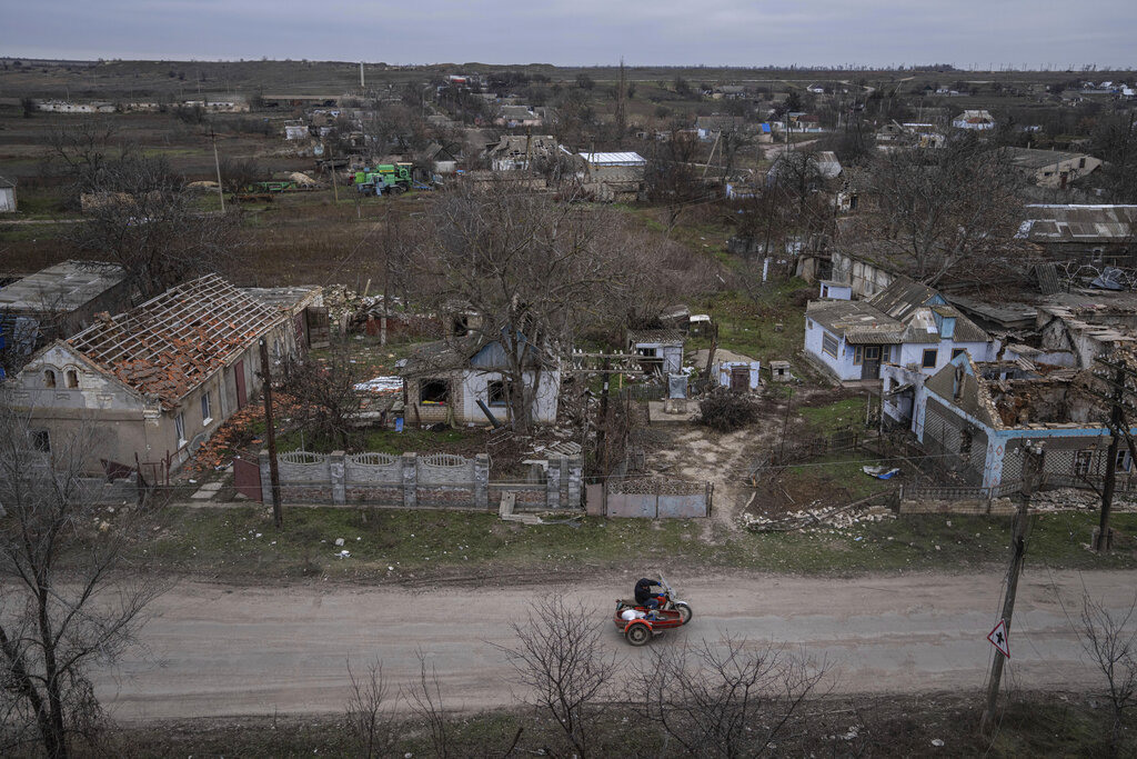 Ουκρανία: Τουλάχιστον 5 νεκροί από ρωσικό βομβαρδισμό στη Χερσώνα