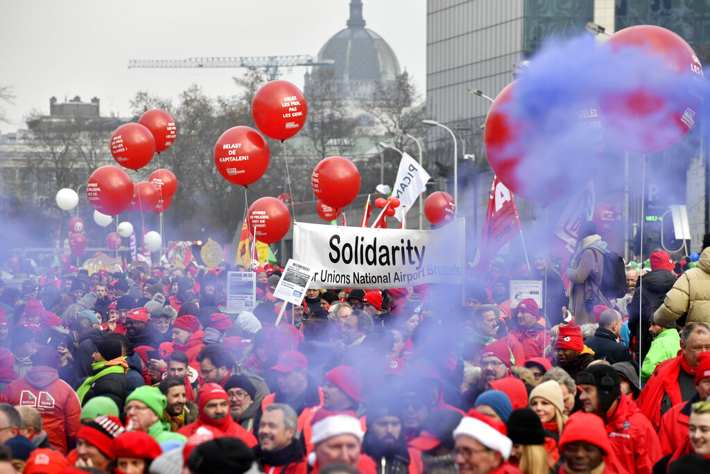 Χιλιάδες άνθρωποι διαδήλωσαν στις Βρυξέλλες διαμαρτυρόμενοι για την αύξηση του κόστους διαβίωσης