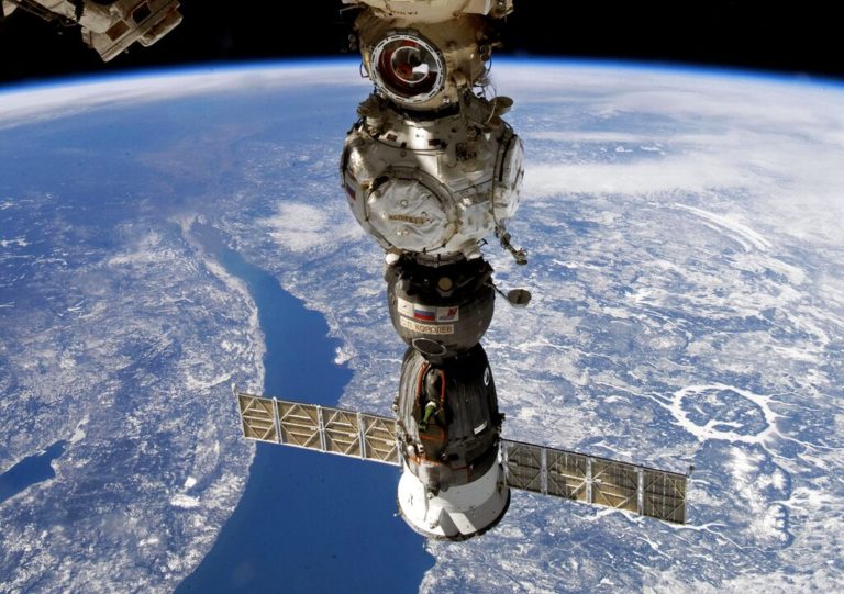 Διεθνής Διαστημικός Σταθμός: Mελετούν αποστολή διάσωσης για το πλήρωμα του Soyuz MS-22
