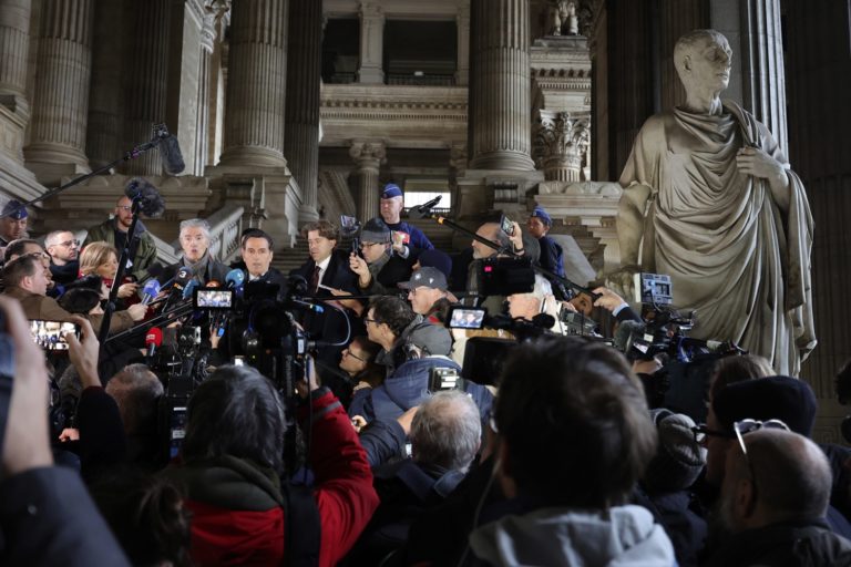 Λόμπινγκ χωρίς κανόνες στις Βρυξέλλες: Από την ανατομία του φαινομένου στην αναζήτηση θεραπείας