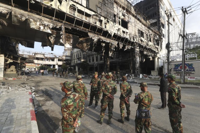 Καμπότζη: Ο απολογισμός της πυρκαγιάς στο ξενοδοχείο-καζίνο έφθασε τους 25 νεκρούς