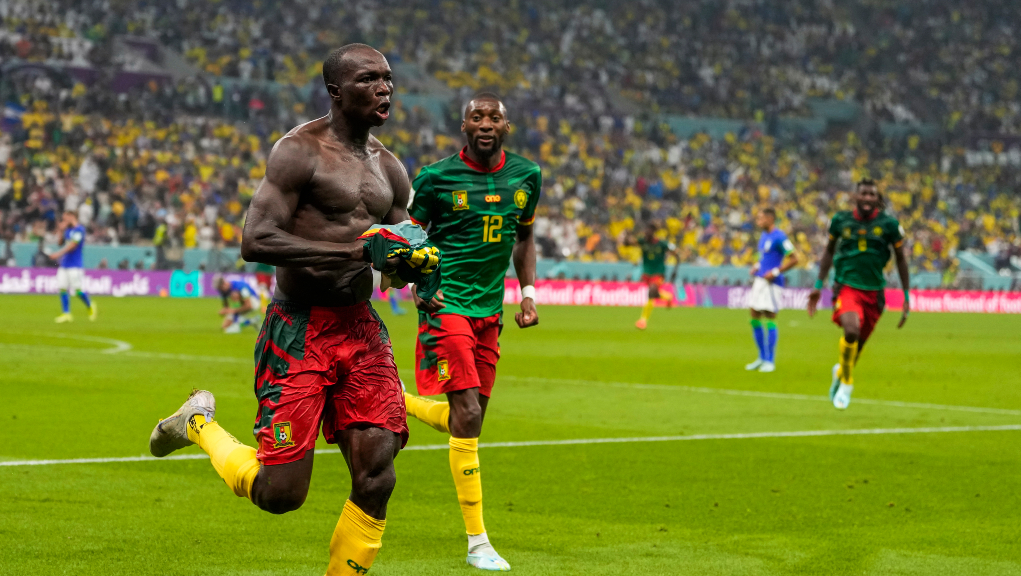 To Kαμερούν νίκησε 1-0 την Βραζιλία, αλλά έμεινε εκτός “16” του Μουντιάλ