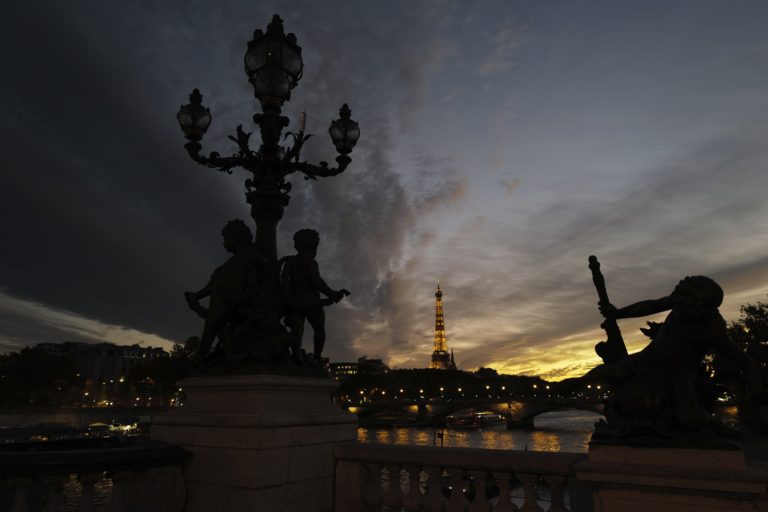 Το Παρίσι θα διεκδικήσει την έδρα της Ευρωπαϊκής Αρχής καταπολέμησης μαύρου χρήματος