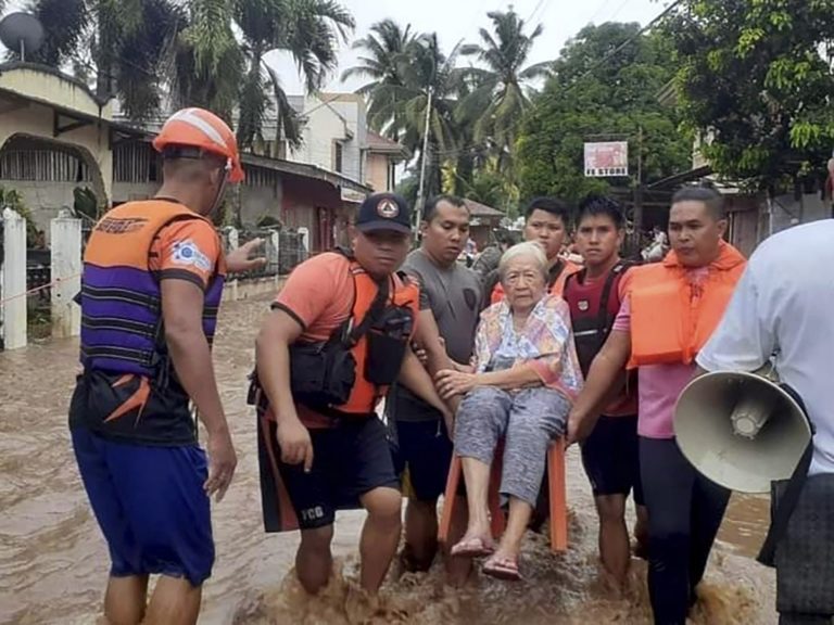 Φιλιππίνες: Αυξήθηκε ο αριθμός των νεκρών στους 25 απο τις πλημμύρες και αγνοούνται 26 άνθρωποι