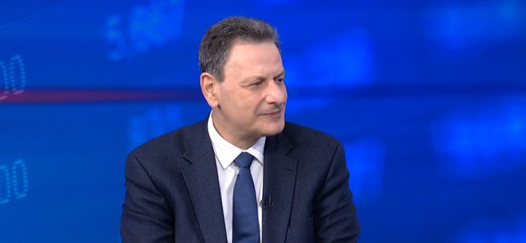 Σκυλακάκης στην ΕΡΤ: Το market pass δεν είναι επίδομα, είναι έκτακτη οικονομική ενίσχυση