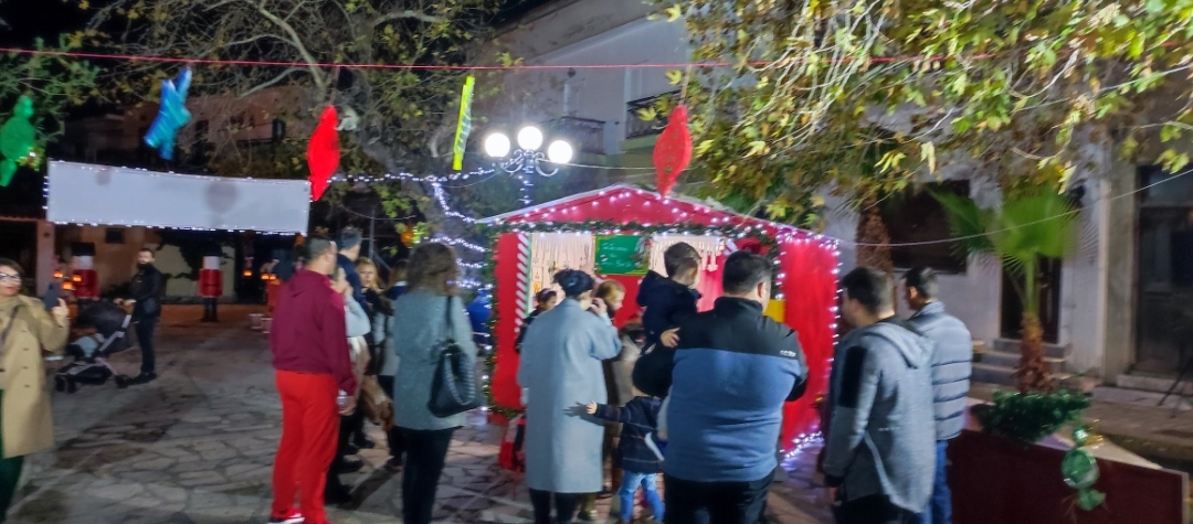 “Μάγεψε” μικρούς και μεγάλους το χωριό των ξωτικών στο Πυθαγόρειο της Σάμου “Μάγεψε” μικρούς και μεγάλους το χωριό των ξωτικών στο Πυθαγόρειο της Σάμου