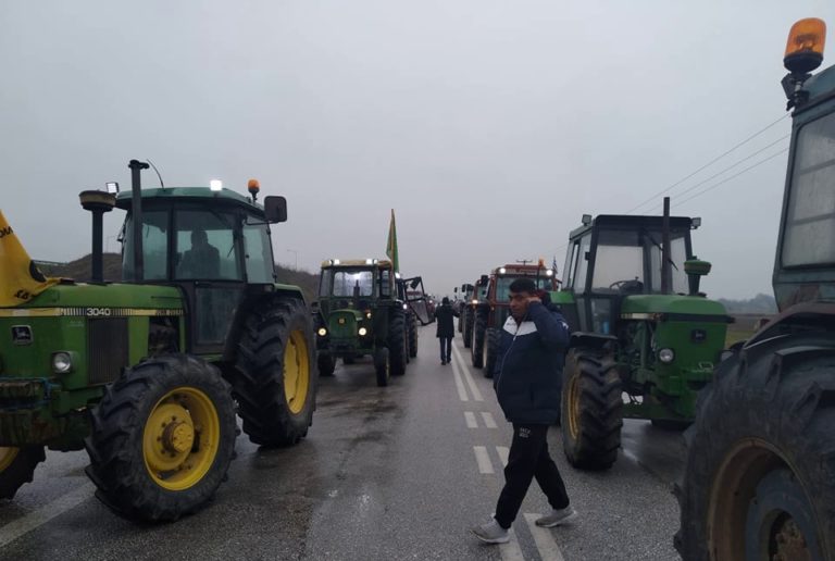 Μπλόκο στον Ε-65 στήνουν το μεσημέρι οι αγρότες της Καρδίτσας